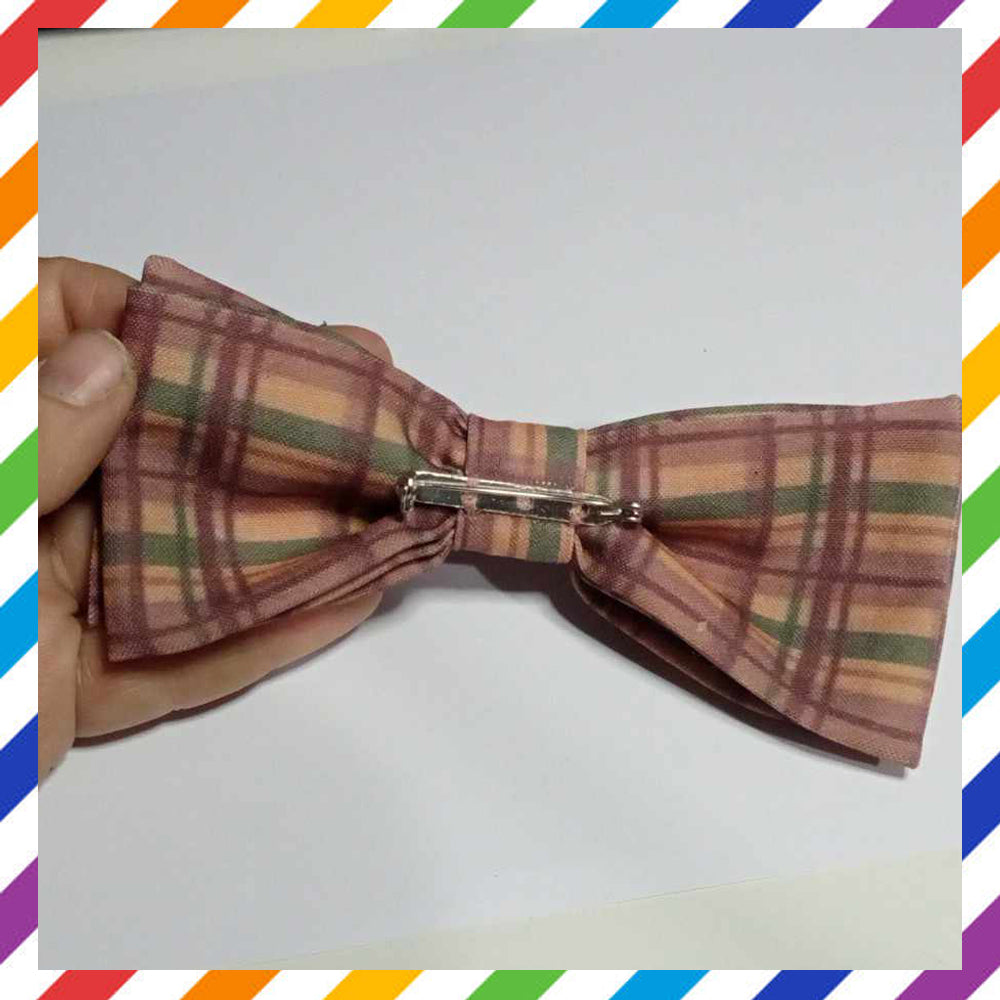 Heavenly Tartan bow tie with pin