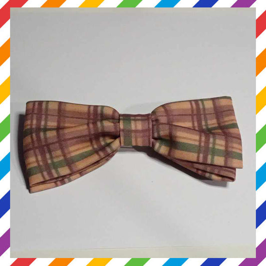 Heavenly Tartan bow tie with pin