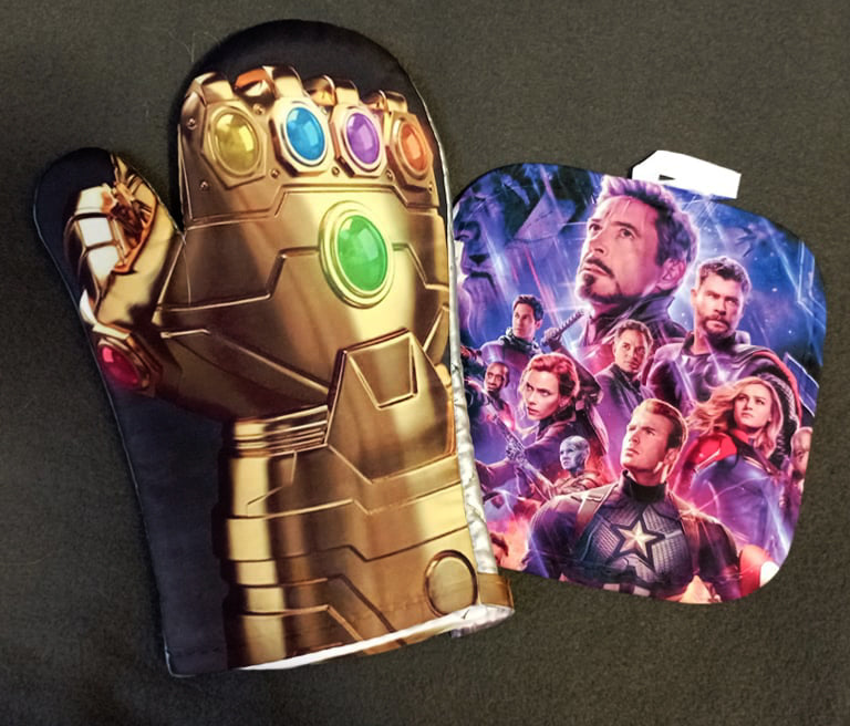 Infinity Glove and Pot Holder