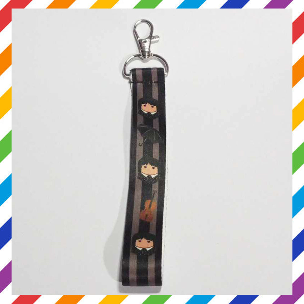 Lanyard ispirato a Mercoledì Addams